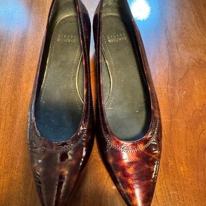 Stuart Weitzman Women's Tortoise Kitten Heel